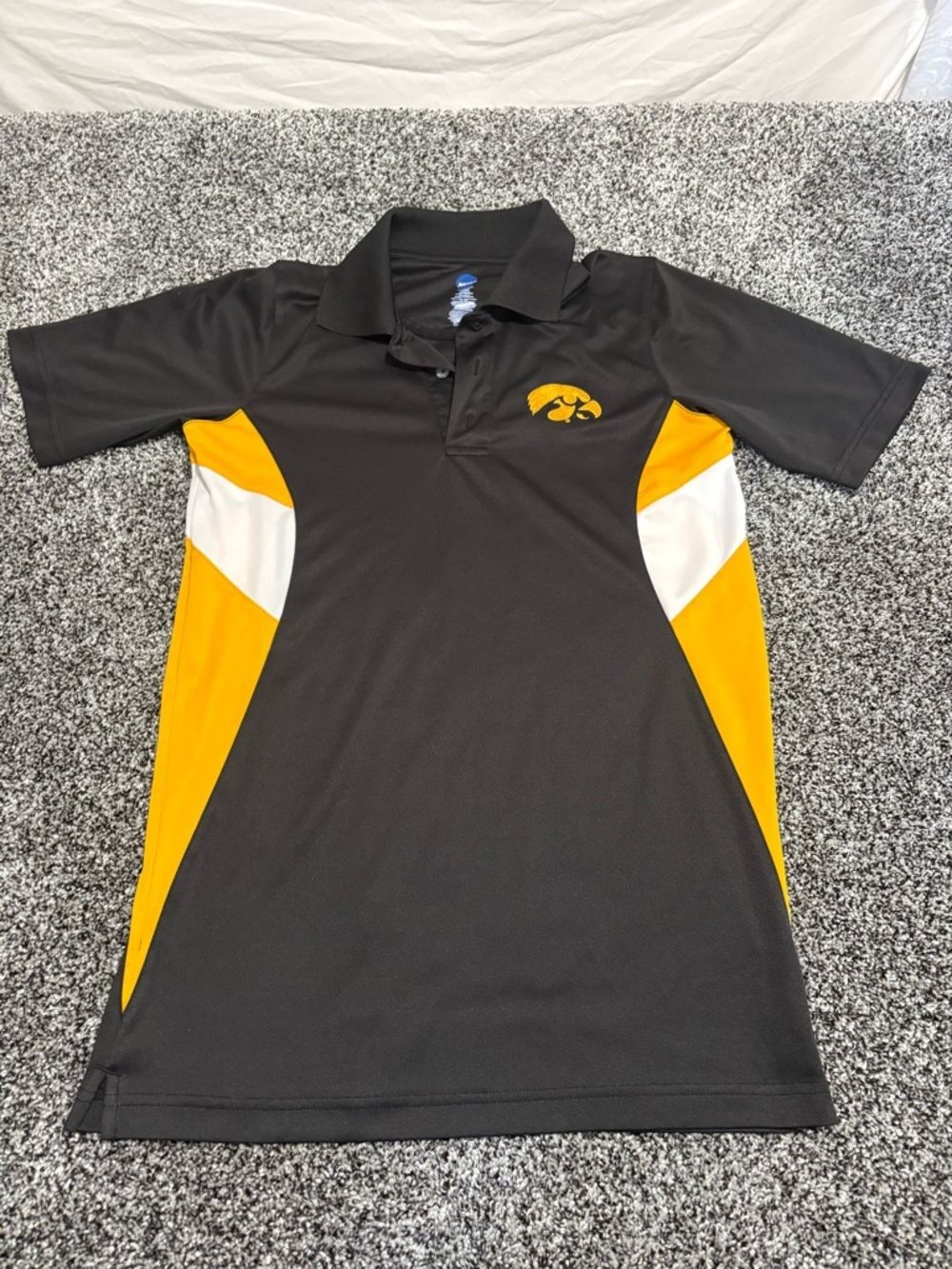Iowa Hawkeyes Black & Gold Men's Performance Polo size small